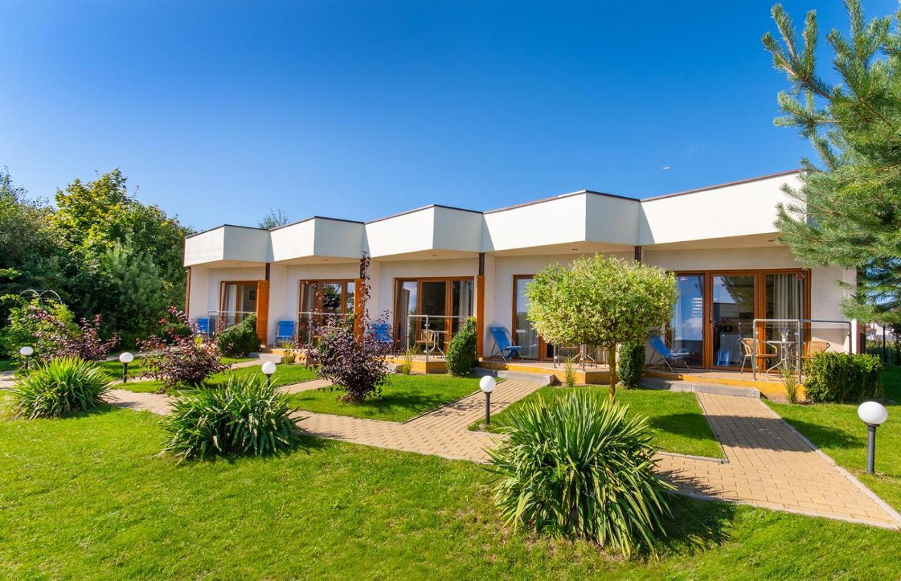Villa Oasis Gąski Exterior foto